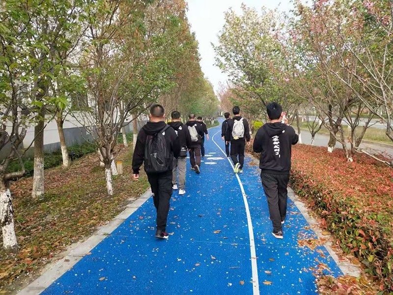 華燁篷房團隊向淀山湖出發(fā)，徒步20公里，挑戰(zhàn)自我 一路同行！