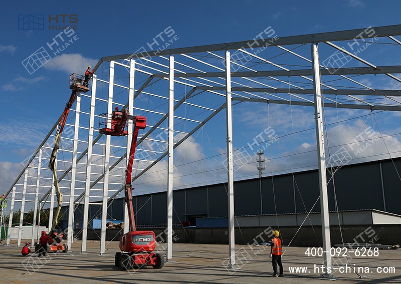 這個鋁合金倉儲篷房有哪些優(yōu)點呢？