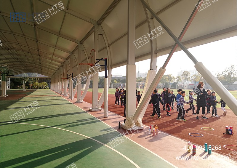 運(yùn)動(dòng)篷房為全民健身活動(dòng)提供了靈活、便捷的場(chǎng)地解決方案