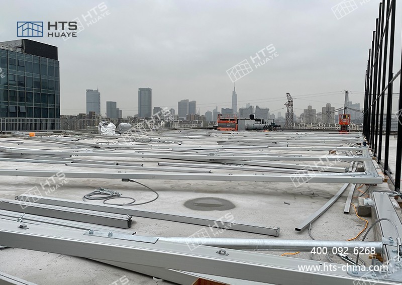 樓頂篷房搭建全攻略：四大核心注意事項，助你避開施工雷區(qū)