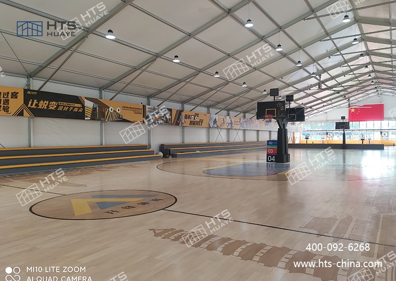 室外籃球場篷房為企業(yè)、校園、社區(qū)等場景快速落地運動設(shè)施提供了全新可能